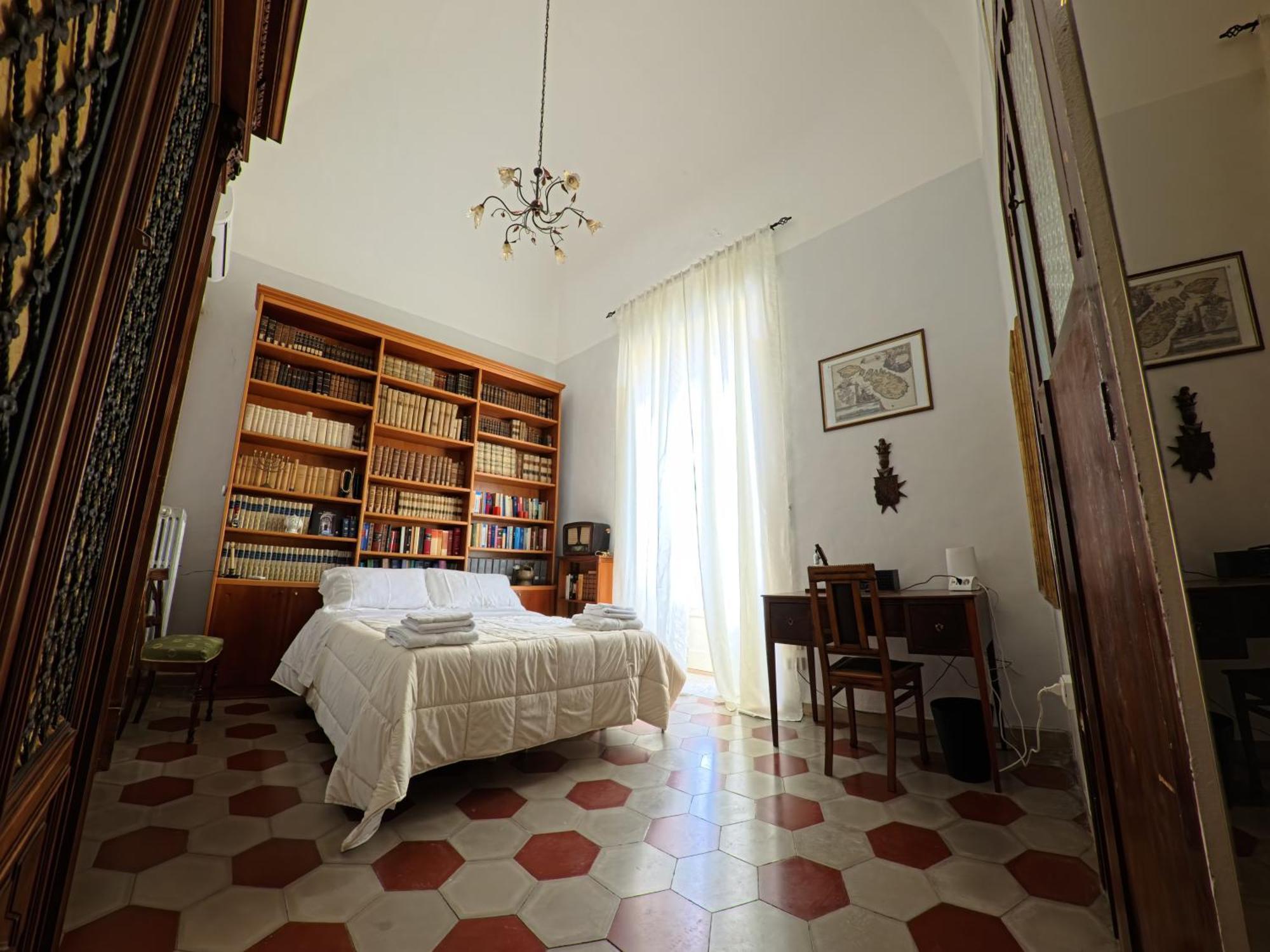 Palazzo Framarino Dei Malatesta - Noble Floor - XIV Century Giovinazzo Exteriér fotografie