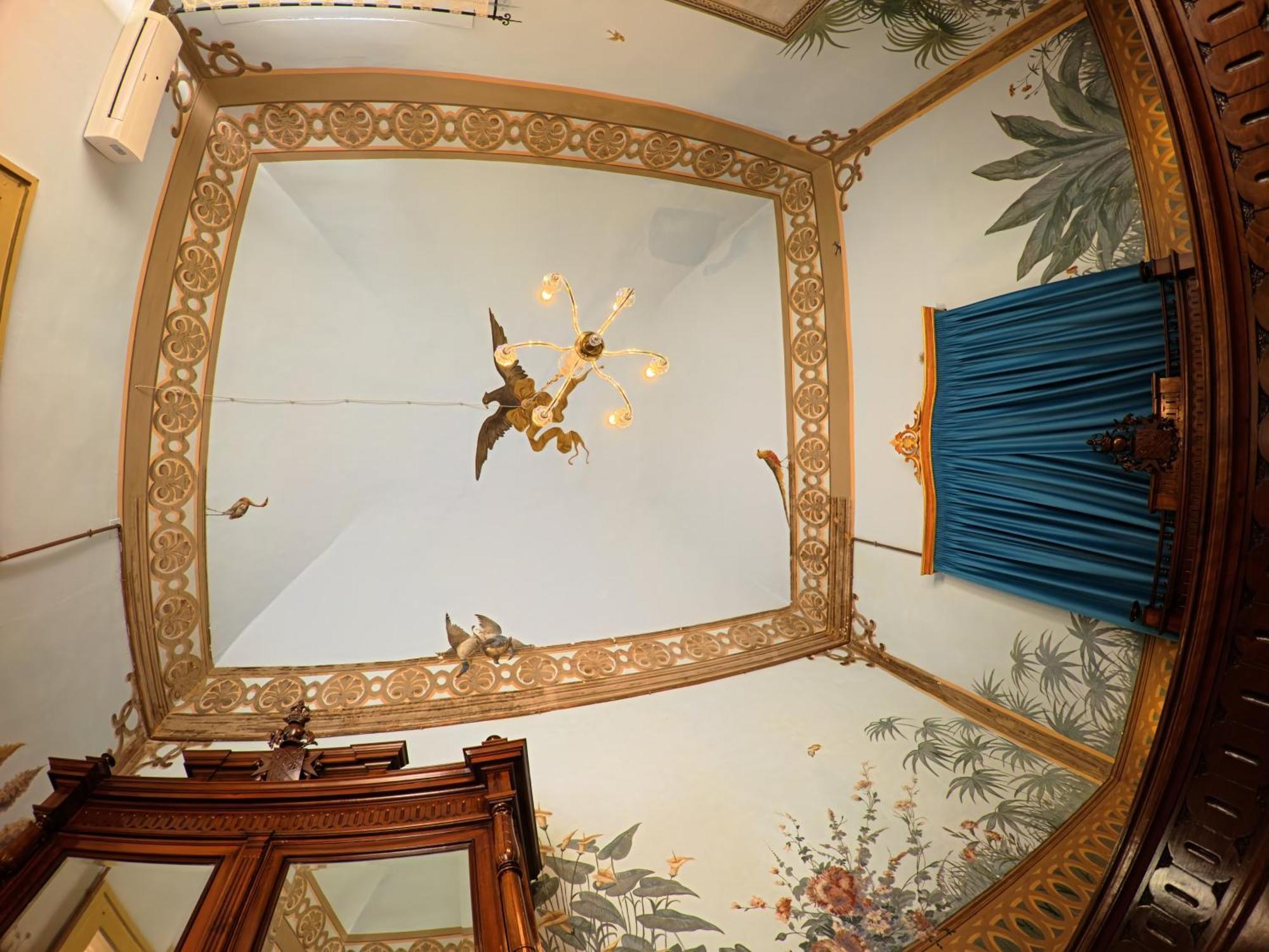 Palazzo Framarino Dei Malatesta - Noble Floor - XIV Century Giovinazzo Exteriér fotografie
