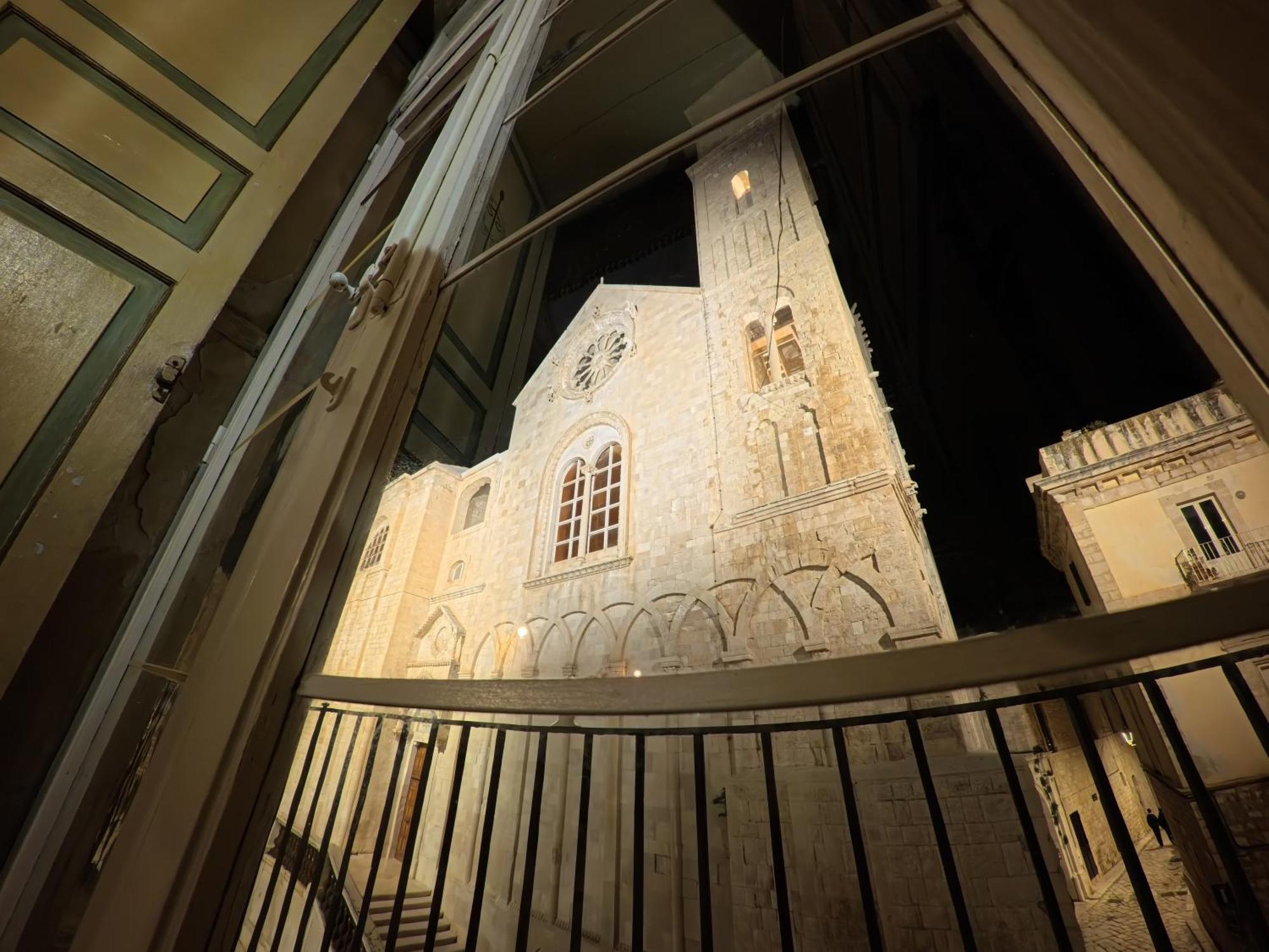 Palazzo Framarino Dei Malatesta - Noble Floor - XIV Century Giovinazzo Exteriér fotografie