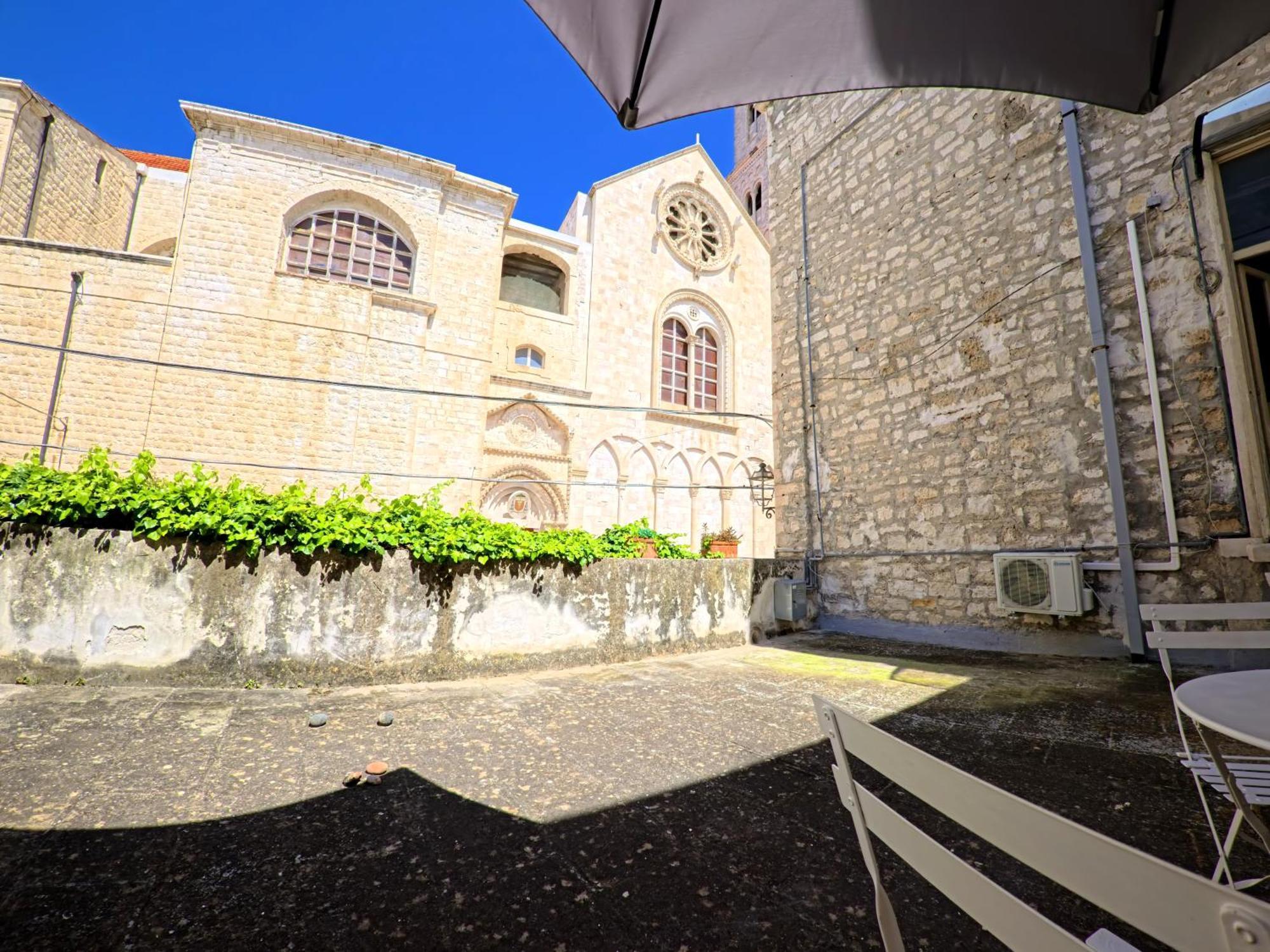 Palazzo Framarino Dei Malatesta - Noble Floor - XIV Century Giovinazzo Exteriér fotografie